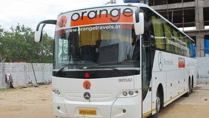 రామోజీ ఫిల్మ్ సిటీ వద్ద తృటిలో తప్పిన ఘోర ప్రమాదం