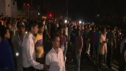 ದಸರಾ ದುರಂತಕ್ಕೆ 61 ಬಲಿ