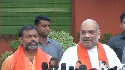 బీజేపీలోకి పరిపూర్ణానంద స్వామి: తెలంగాణ సీఎం అభ్యర్థి (ఫోటోలు)