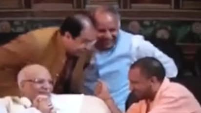 ಎನ್.ಡಿ.ತಿವಾರಿ ಅಂತಿಮ ಸಂಸ್ಕಾರದ ವೇಳೆ ನಕ್ಕ ಆದಿತ್ಯನಾಥ್