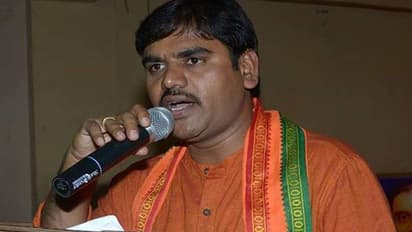 'అరవింద సమేత'ను నిషేధించాలి: బీజేపీ నేత