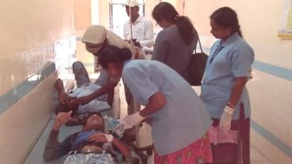 చేబ్రోలులో ఆటోను ఢీకొన్న టిప్పర్, ఎనిమిది మంది మృతి