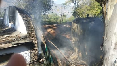 इंफैंट्री कैंप में धमाके को लेकर सेना और पुलिस के अलग-अलग दावे