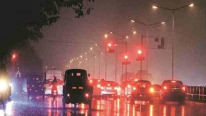 ভোটের হাওয়া শেষ, এবার কিছু ক্ষণেই ধেয়ে আসছে কালবৈশাখী