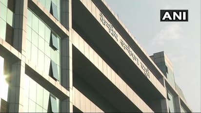 2ఎఎం ఆర్డర్, హైడ్రామా: సిబిఐ చీఫ్, ఆయన డిప్యూటీలపై కొరడా