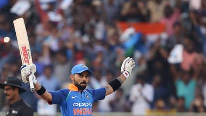 ಅತಿವೇಗವಾಗಿ 10 ಸಾವಿರ ರನ್ ಪೂರೈಸಿದ ಕೊಹ್ಲಿ: ಟ್ವಿಟರಿಗರು ಫುಲ್ ಫಿದಾ..!