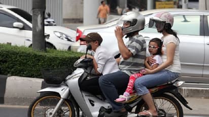 ಅರ್ಧ ಹೆಲ್ಮೆಟ್‌ ಧರಿಸಿದರೂ ಬೀಳುತ್ತೆ ದಂಡ!