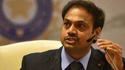 విశాఖ పిచ్పై పూజలు... చీఫ్ సెలెక్టర్ ఎమ్మెస్కేపై విమర్శలు