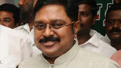 புயல் சேத மதிப்பே இத்தனை கோடியை தாண்டும்! ட்விட் போட்டு அதிர வாய்த்த டிடிவி.தினகரன்!