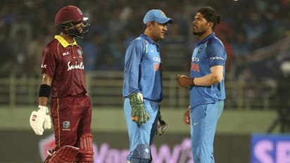 അവസാന പന്തില് വിന്ഡീസിനെ സമനിലയില് തളച്ചതിന് പിന്നിലെ 'തല' ധോണി!