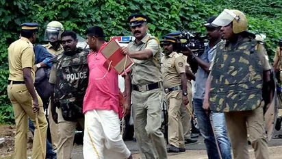 Sabarimala: Kerala Police’s lookout notice for arresting Ayyappa devotees included photos of cops