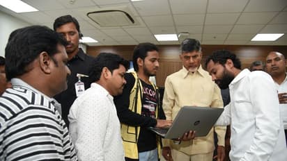 రూల్ సినిమా పాటలను విడుదల చేసిన చంద్రబాబు (ఫోటోలు)