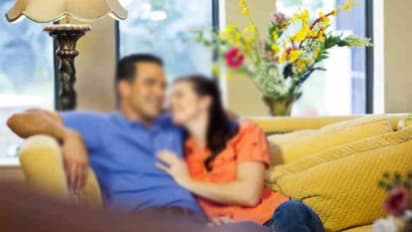 திருமணம் ஆன ஆண்களை இளம் பெண்கள் காதலிப்பது ஏன்?