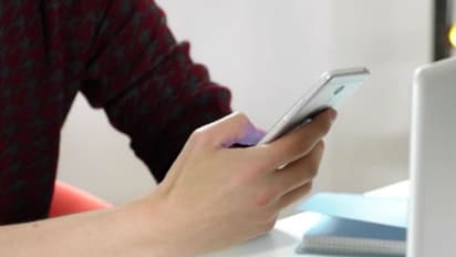 സ്വകാര്യ ചിത്രങ്ങള്‍ പരസ്യപ്പെടുത്തുമെന്ന് കാമുകിയെ ഭീഷണിപ്പെടുത്തി, ആവശ്യപ്പെട്ടത് അഞ്ച് ലക്ഷം