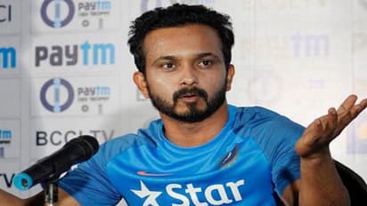 ఐపీఎల్ 2023 వేలంలో కేదార్ జాదవ్‌ని పట్టించుకోని ఫ్రాంఛైజీలు...  ధోనీ ఆప్తుడికి షార్ట్ లిస్టులో...