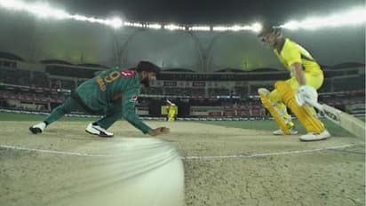 பட்டன மாற்றி அழுத்திட்டாரா அம்பயர்..? ஆஸ்திரேலிய அணி ஆவேசம்