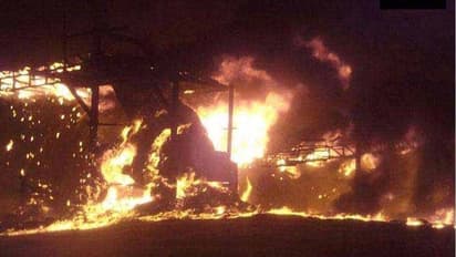 నరసరావుపేటలో భారీ అగ్నిప్రమాదం.. టింబర్ డిపోలో మంటలు