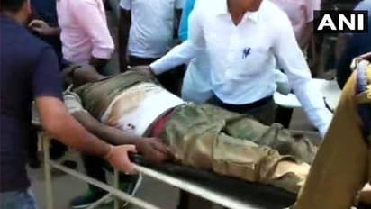 మావోల మెరుపుదాడి.. ఇద్దరు జవాన్లు, డీడీ కెమెరామన్ మృతి