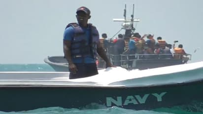 இந்திய இலங்கை கடற்பரப்பில் நடக்கும் பயங்கரம்..!! இந்தியாவின் உதவியை நாடும் இலங்கை கப்பற்படை...!!