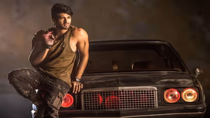 Vijay Deverakonda unhappy with Dear Comrade, demands reshoot