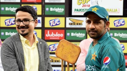 ಬಿಸ್ಕೆಟ್ ಟ್ರೋಫಿ: ತನಿಖೆಗೆ ಆದೇಶಿಸಿದ ಪಾಕ್ ಕ್ರಿಕೆಟ್!