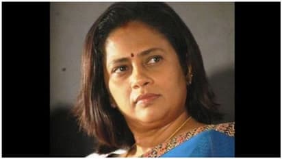 அதிர்ச்சி.. 20 மருத்துவர்களால் சிகிச்சை அளிக்கப்பட்ட லட்சுமி ராமகிருஷ்ணன் மகள்! என்ன ஆச்சு? அவரே கூறிய தகவல்! 