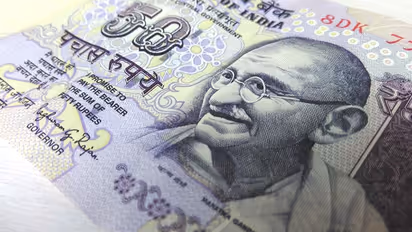 ജോലികള് ഒക്ടോബര് 14 ന് തുടങ്ങും, വളര്ച്ചാ മുരടിപ്പിനിടെ ബജറ്റ് തയ്യാറാക്കാന് സര്ക്കാരിന് മുന്നില് കടമ്പകള് ഏറെ