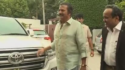 జగన్ వందేళ్లు బతుకుతారు.. మోహన్ బాబు కామెంట్స్!