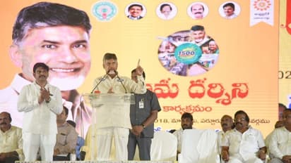 గ్రామ దర్శిని పబ్లిక్ మీటింగ్ లో చంద్రబాబు (ఫోటోలు)
