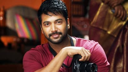 சொல்லை செயலாக்கிய ரசிகர்கள்... அன்பால் நெகிழ்ந்து போய் நன்றி சொன்ன ஜெயம் ரவி...!