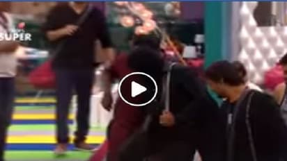 ಮನೆಯೊಳಗೆಕಾಲಿಟ್ಟ ಮುಸುಕುಧಾರಿ ಮನೆಮಂದಿಗೆ ಕೊಟ್ಟಿದ್ದೇನು?