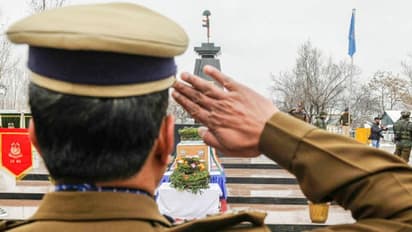 பாகிஸ்தானில் உள்ள இந்திய தூதரை நாடு திரும்ப அவசர அழைப்பு..! மத்திய அரசு அடுத்த நகர்வு..!