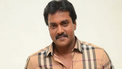 రవితేజకి అసిస్టెంట్ గా మారిన సునీల్!