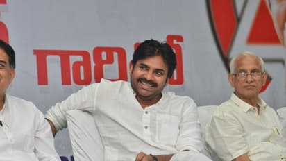 అంతా మతాన్ని స్వీకరిస్తారు, నేను రెల్లికులాన్ని స్వీకరిస్తున్నా:పవన్ కళ్యాణ్