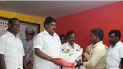 தொண்டர்களுக்கு மசாலா ஐட்டங்களுடன் கறிக்கோழி தீபாவளி கிஃப்ட் - அசத்திய அதிமுக எம்எல்ஏ