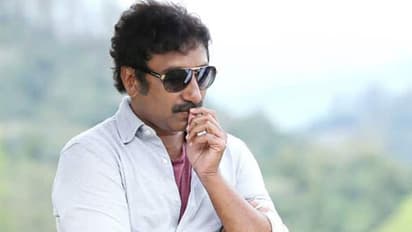 జెన్నిఫర్ లోపేజ్ బెడ్ పై పడుకున్నా: శ్రీనువైట్ల!