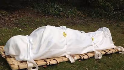 अंतिम संस्कार से पहले लाश ने खोल दी आंखें, फिर घरवालों से की यह खास डिमांड