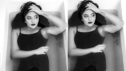 బాత్ టబ్ లో హాట్ యాంకర్ శ్రీముఖి.. ఫోటో వైరల్!