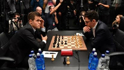 സമനില തെറ്റാതെ കാൾസണ്-കരുവാന ലോക ചെസ് ചാമ്പ്യൻഷിപ്പ് പോരാട്ടം