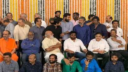 RRR లాంచ్: మీడియాకు నో ఎంట్రీ.. జక్కన్న తీసుకున్న నిర్ణయమిదే!