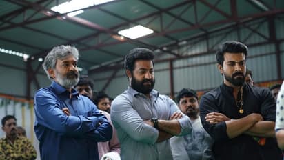 RRR ఆఫ్ స్క్రీన్ టీమ్: దాదాపు బాహుబలి సైన్యమేగా..!