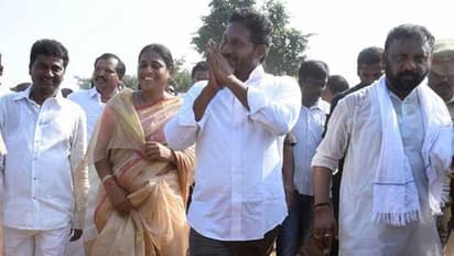 డ్రోన్లు, బాడీ కెమెరాలు, రోప్ పార్టీలు.. జగన్ పాదయాత్రకు అసాధారణ భద్రత