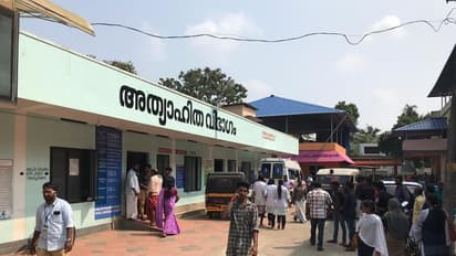 അംഗൻവാടിയിലേക്ക് പോയ മൂന്ന് വയസുകാരി കാറിടിച്ച് മരിച്ചു