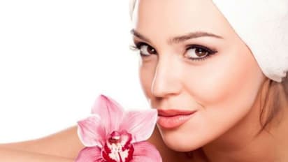 ఆయుర్వేదంలో పూల చికిత్స.. వికసించే చర్మ సౌందర్యానికి ప్రతీక...