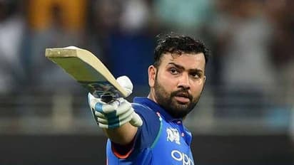 200 ఫోర్లు కొట్టిన వీరుడిగా రోహిత్ శర్మ