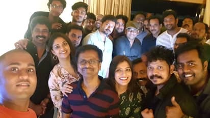 ரஜினியை அடிச்சிக் காலி பண்ணிட்டாங்களாம்...விஜய்,முருகதாஸ் பார்ட்டி நடந்தது இதுக்குத்தான்... பயங்கர பரபர நியூஸ்