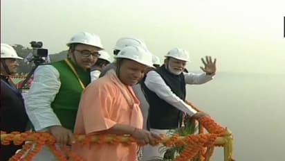 पीएम मोदी ने वाराणसी के लिए लगा दी तोहफों की झड़ी