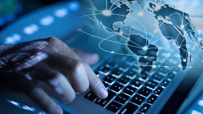 इंटरनेट टेलीफोनी का गलत इस्तेमाल, कैंडिडेट मांग रहा विरोधी के लिए वोट