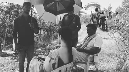 వైఎస్ బయోపిక్ లో అనసూయ.. వైరల్ అవుతున్న ఫోటో!