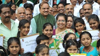 ಅನಂತ್ ವಿಧಿವಶರಾದರೂ ನಿಲ್ಲದ ಮಕ್ಕಳ ಊಟ!